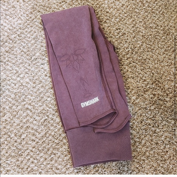 Gymshark Set - Picture 2 of 4